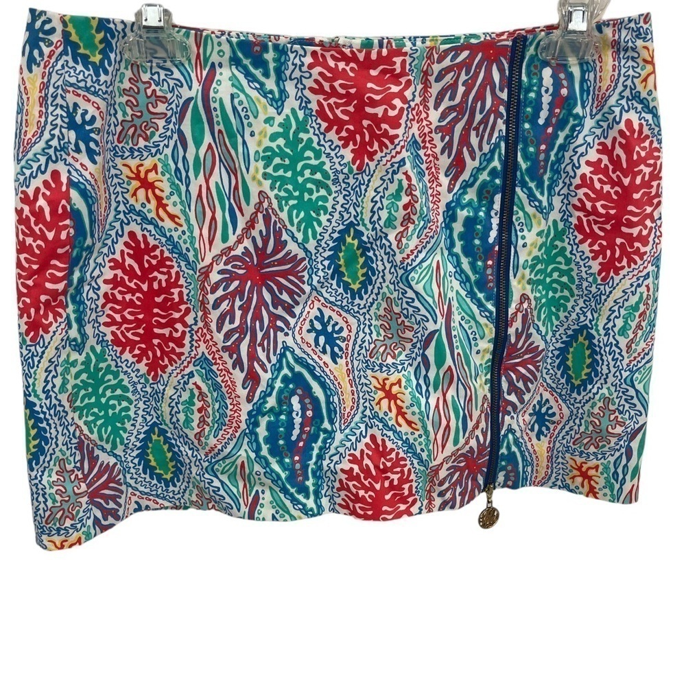 Lilly Pulitzer Women's Skirt Skort Size 4 Zip Front colorful coral print